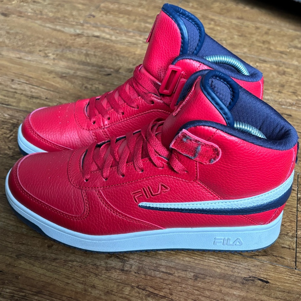 Fila A High Red Navy White Casual Sneakers Men's 8.5(Missing Velcro Strap)